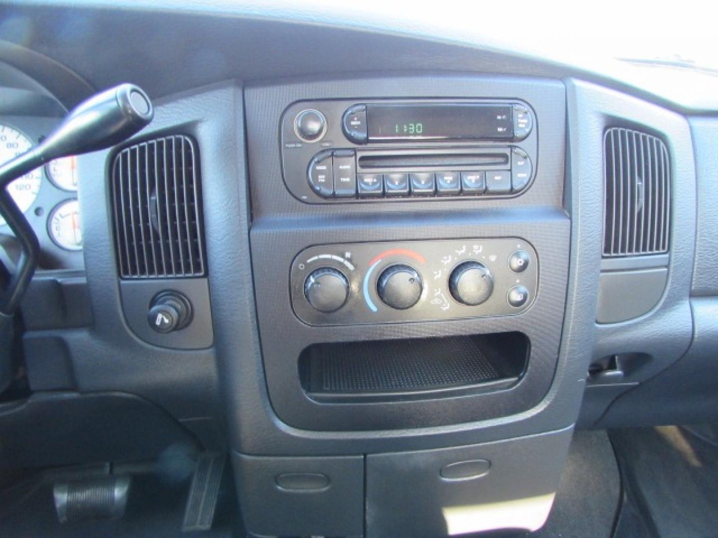 2005 Silver /Gray Dodge Ram 1500 SLT (1D7HU18D15S) with an 5.7 Hemi V8 engine engine, 5 speed automatic transmission, located at 4562 State Avenue, Billings, MT, 59101, (406) 896-9833, 45.769516, -108.526772 - 2005 Dodge Ram 1500 SLT Quad Cab Short Bed 4WD 5.7L V8 OHV 16V Hemi Engine - 5 speed automatic transmission - 4 wheel drive - 159,014 miles SLT package - air conditioning - tilt wheel - cruise control - AM/FM/CD audio - power windows and door locks - power drivers seat - privacy glass - keyles - Photo#19